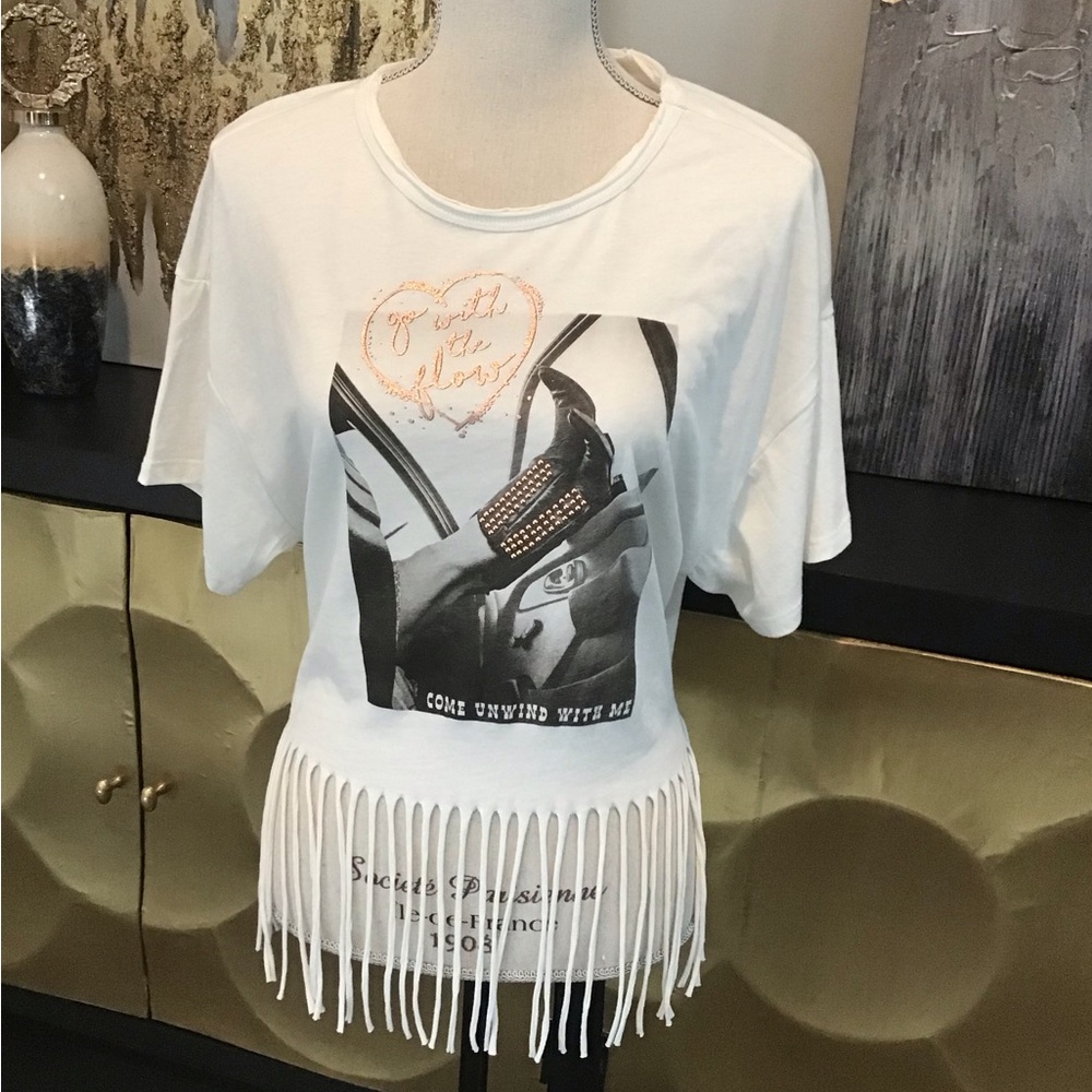 White Short Sleeve Graphic Fringe Tee